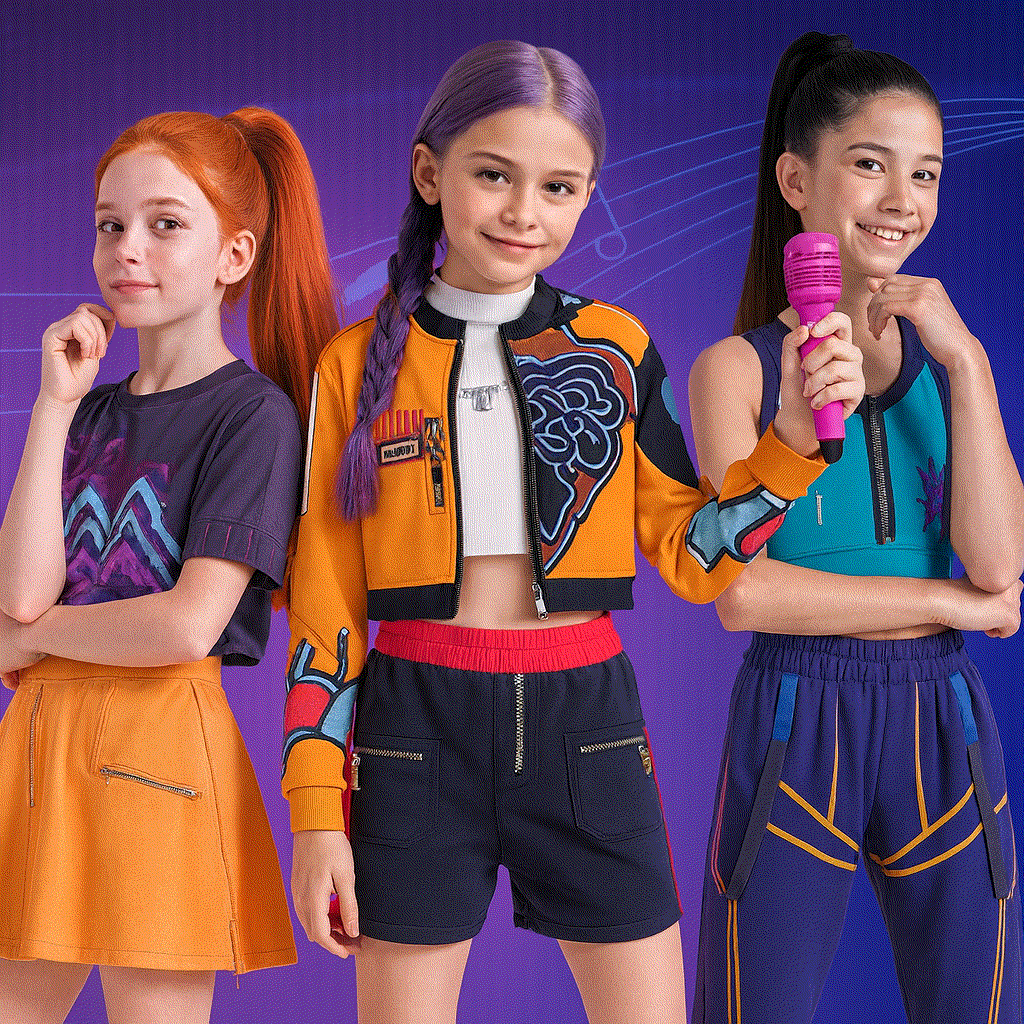 Hip Hop Dance Outfit Crop Top Shorts Joggers Set for Halloween Party Performance